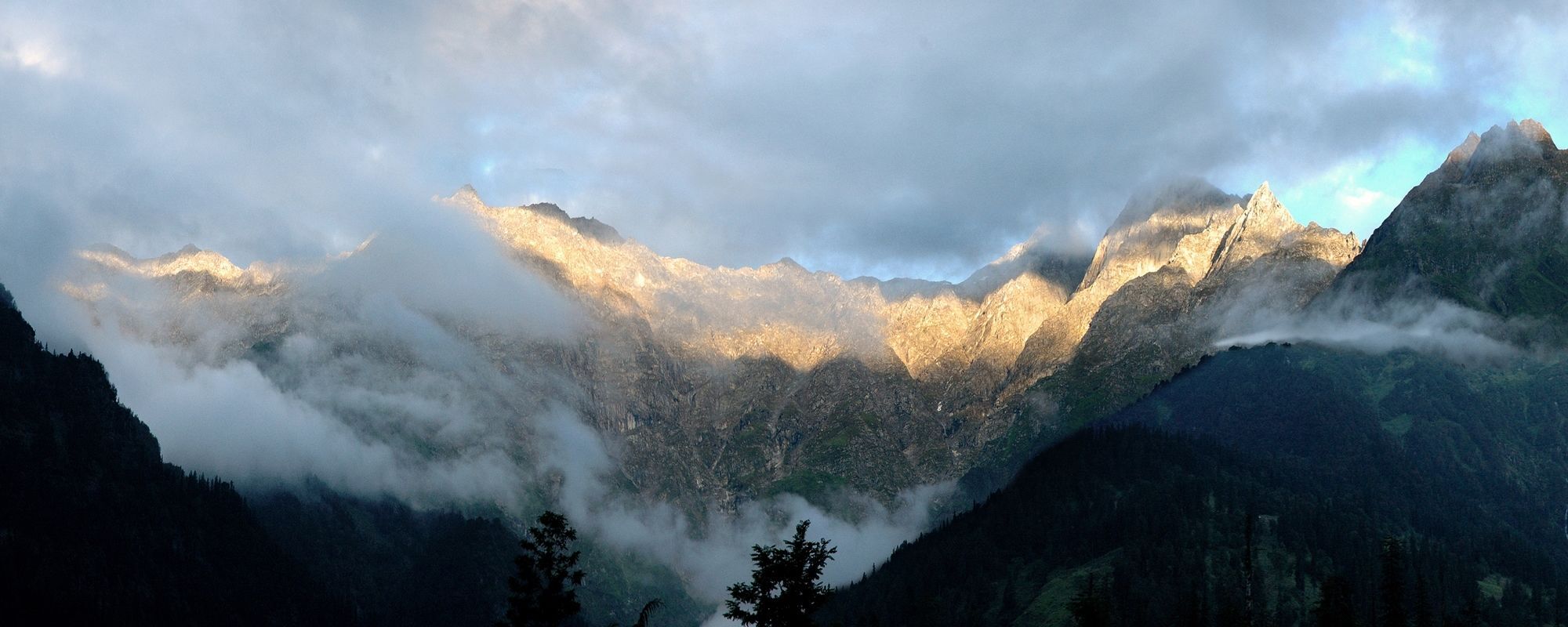 Solang Valley Resort Palchān Dış mekan fotoğraf