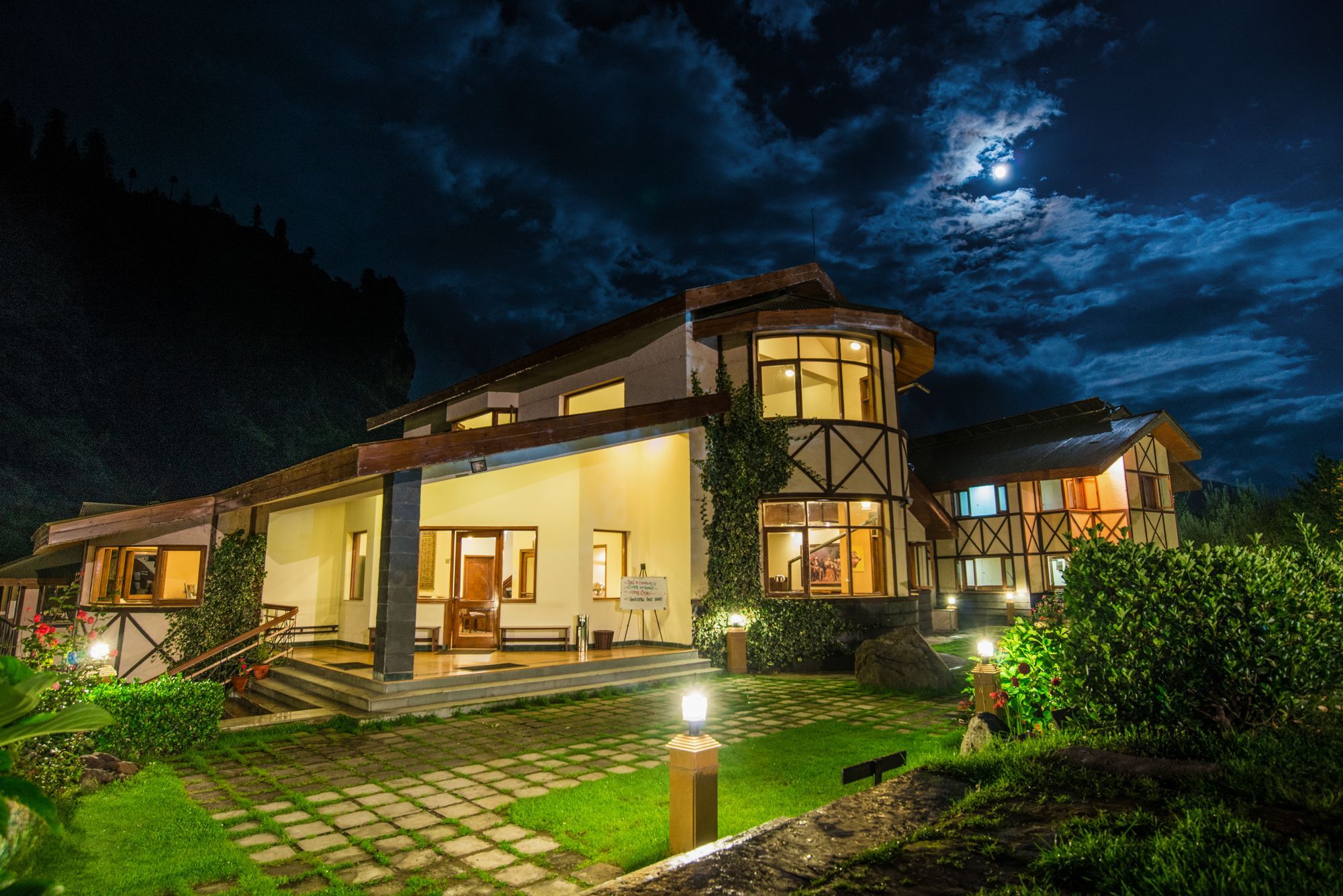 Solang Valley Resort Palchān Dış mekan fotoğraf