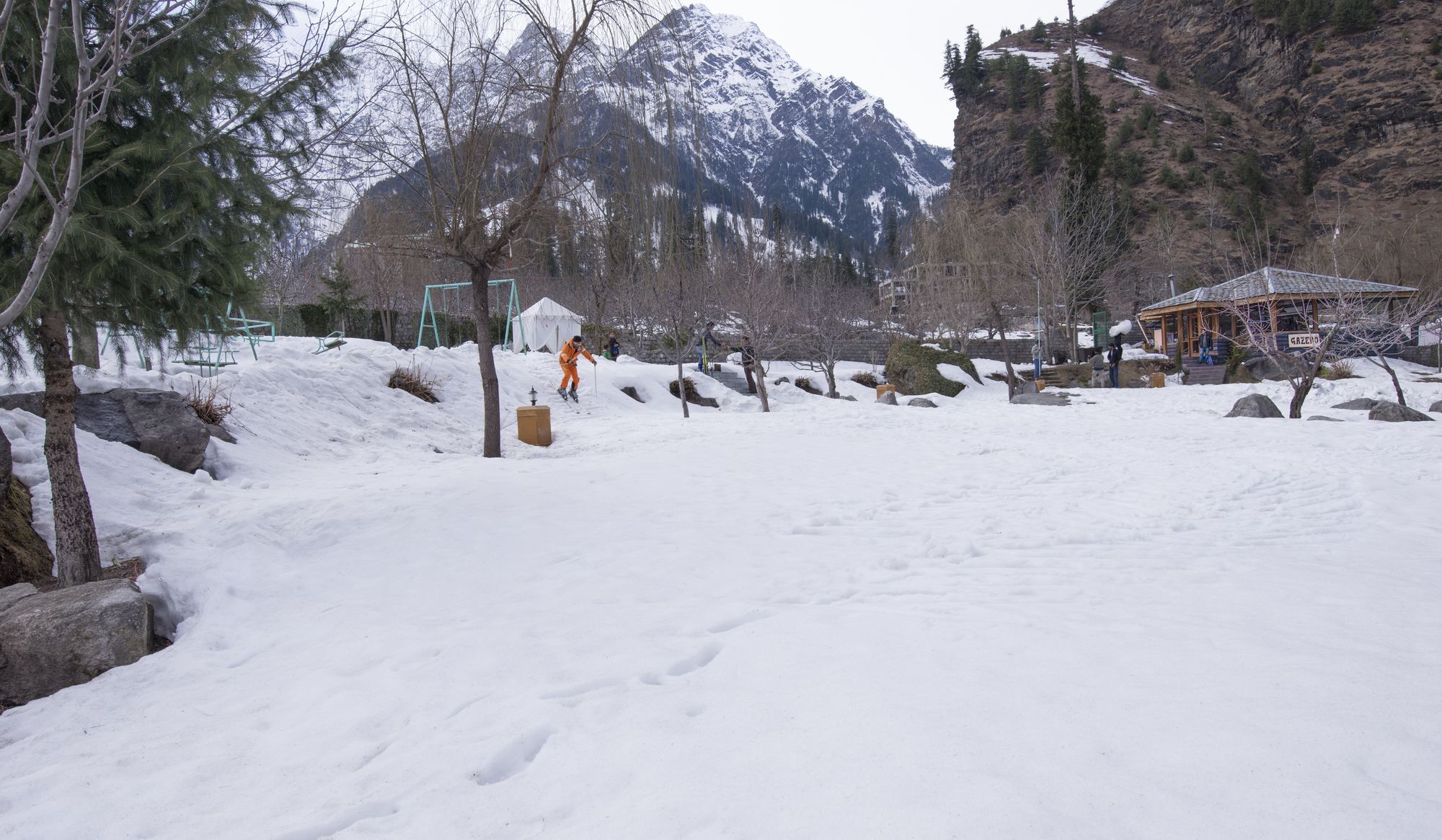 Solang Valley Resort Palchān Dış mekan fotoğraf
