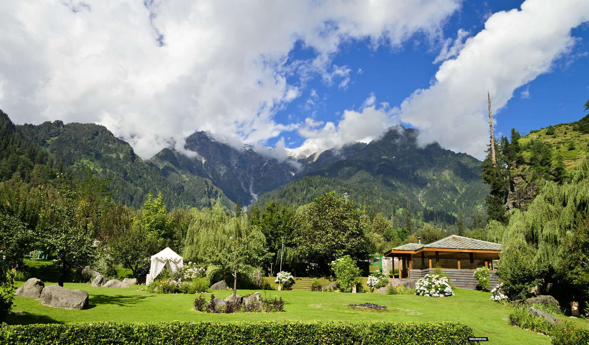 Solang Valley Resort Palchān Dış mekan fotoğraf